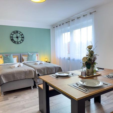 Immostay #6 - Ferienhaus 4 Zimmer Fuer 8 Personen, Wifi & Zentrum BRE Exterior foto