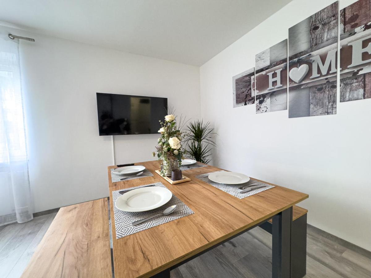 Immostay #6 - Ferienhaus 4 Zimmer Fuer 8 Personen, Wifi & Zentrum BRE Exterior foto
