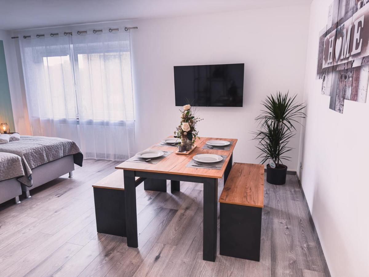 Immostay #6 - Ferienhaus 4 Zimmer Fuer 8 Personen, Wifi & Zentrum BRE Exterior foto