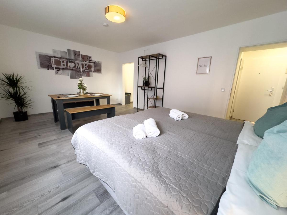 Immostay #6 - Ferienhaus 4 Zimmer Fuer 8 Personen, Wifi & Zentrum BRE Exterior foto