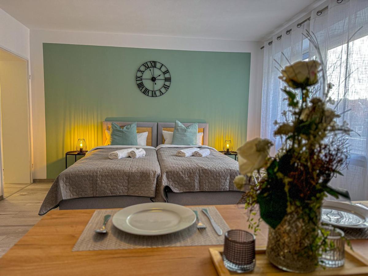 Immostay #6 - Ferienhaus 4 Zimmer Fuer 8 Personen, Wifi & Zentrum BRE Exterior foto