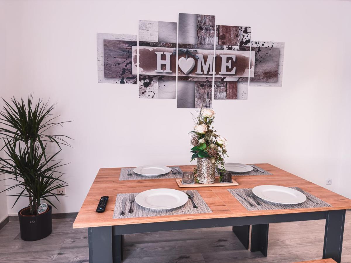 Immostay #6 - Ferienhaus 4 Zimmer Fuer 8 Personen, Wifi & Zentrum BRE Exterior foto