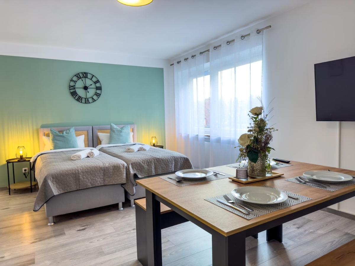 Immostay #6 - Ferienhaus 4 Zimmer Fuer 8 Personen, Wifi & Zentrum BRE Exterior foto