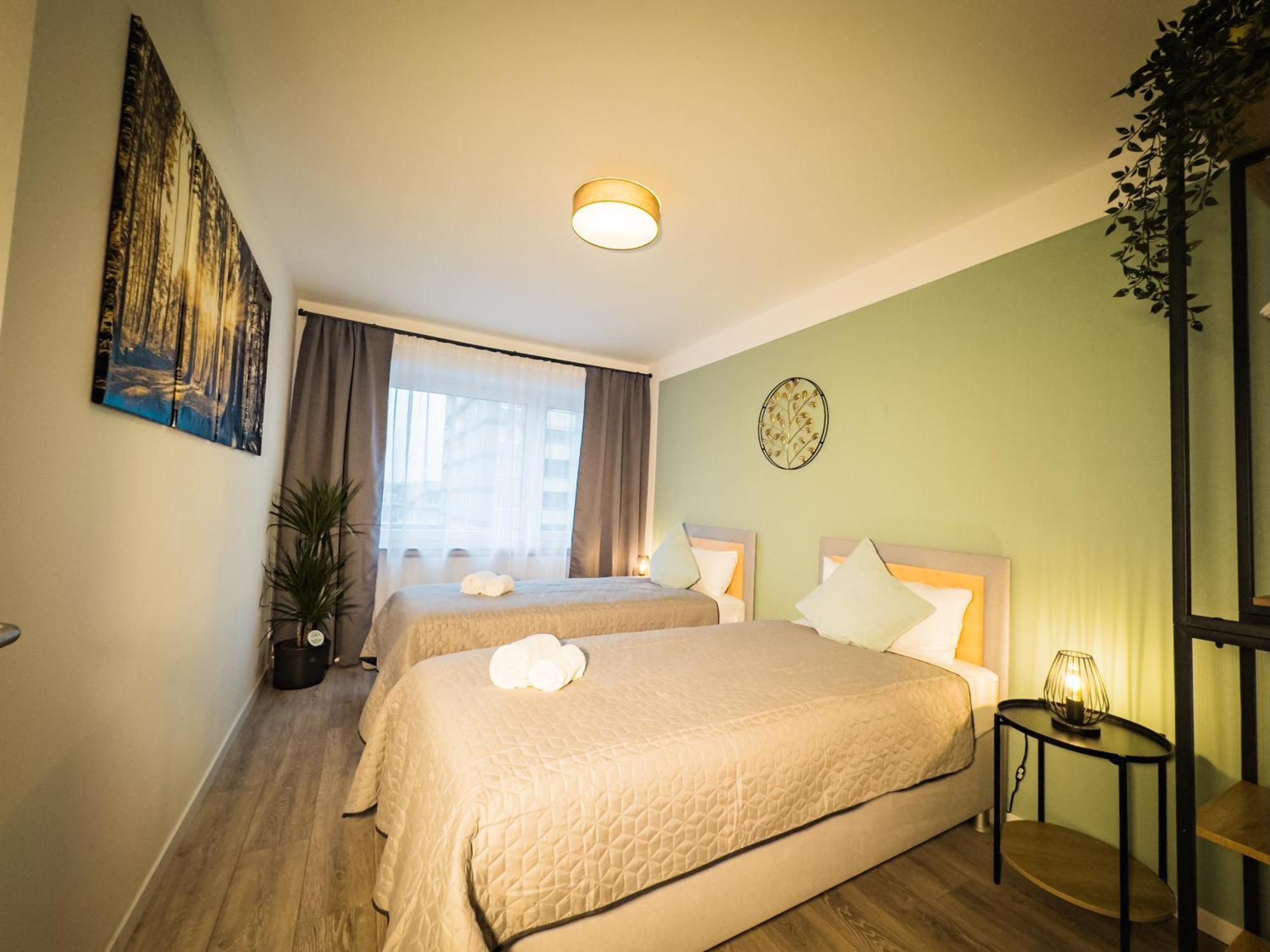 Immostay #6 - Ferienhaus 4 Zimmer Fuer 8 Personen, Wifi & Zentrum BRE Exterior foto