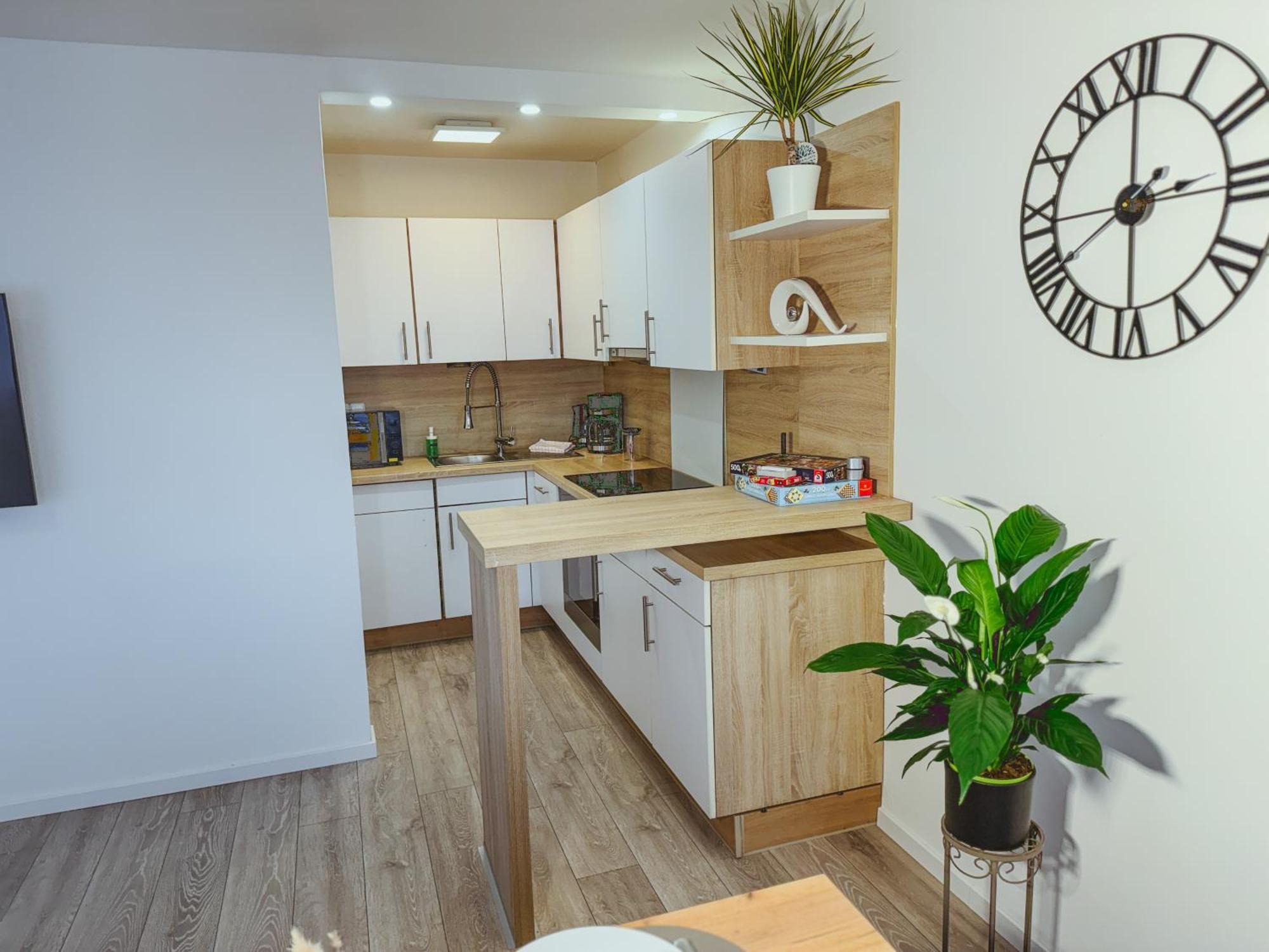 Immostay #6 - Ferienhaus 4 Zimmer Fuer 8 Personen, Wifi & Zentrum BRE Exterior foto